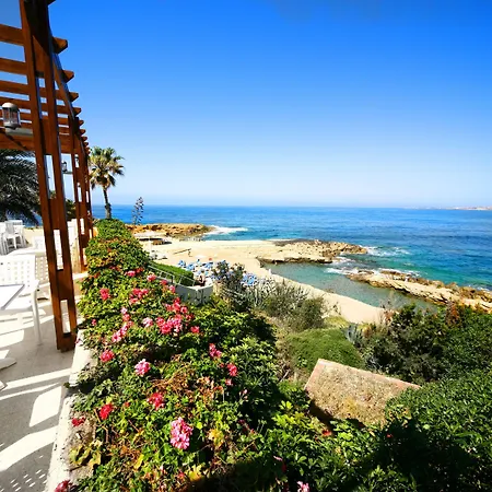 Cynthiana Beach Hotel-3